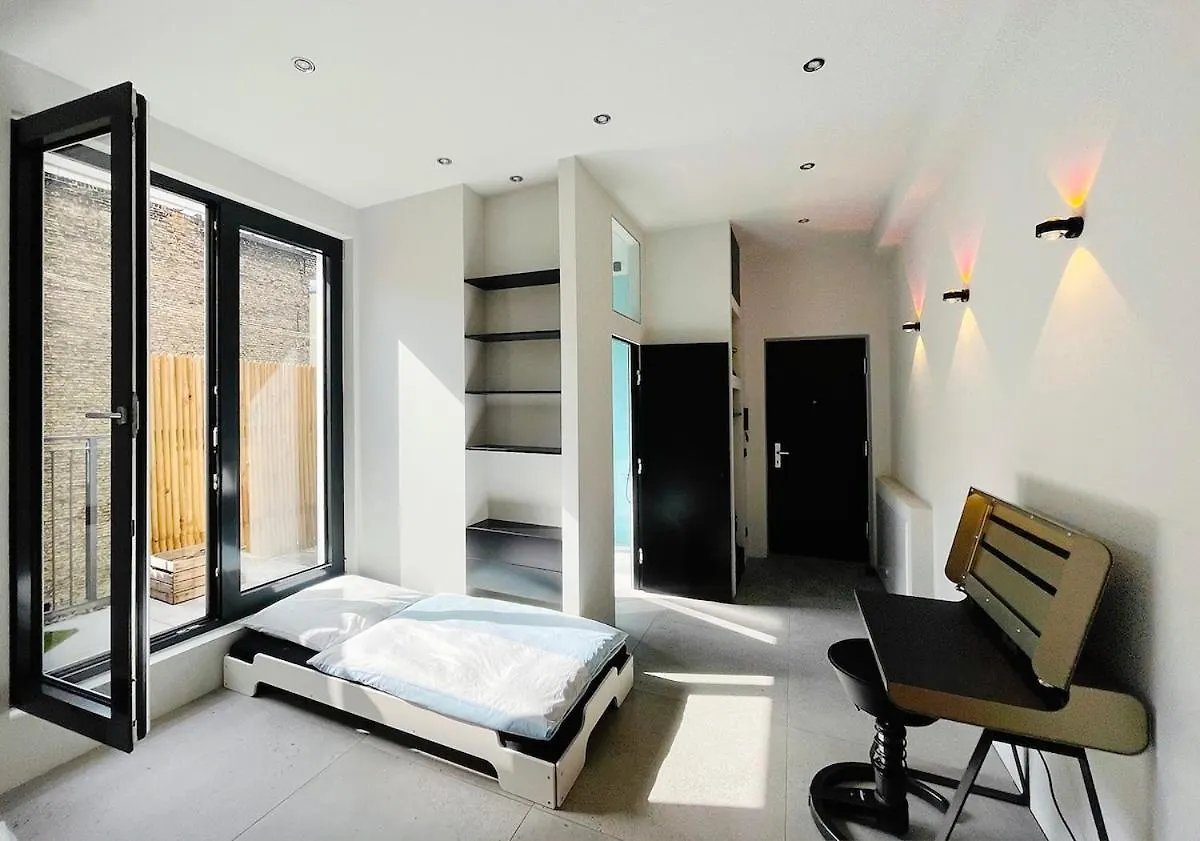 Room With A Bathroom And Private Entrance Door location